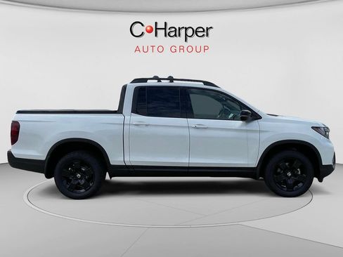 New 2026 Honda Ridgeline Black Edition image 2