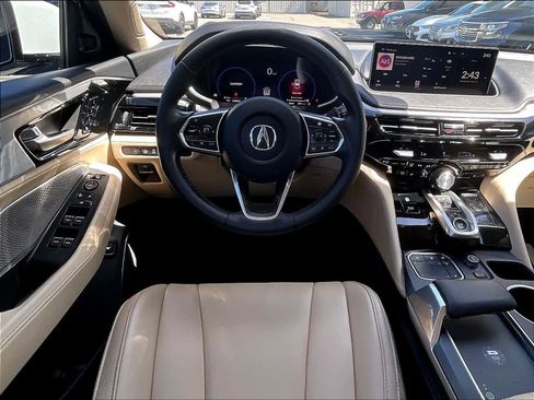 Used 2023 Acura MDX SH-AWD image 7
