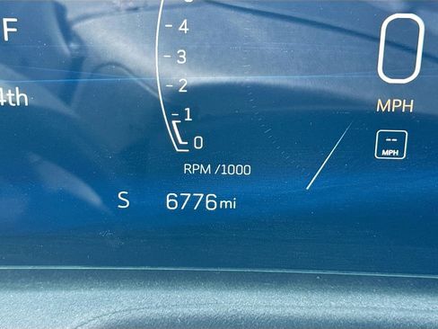 Used 2024 Cadillac XT4 Sport FWD image 12
