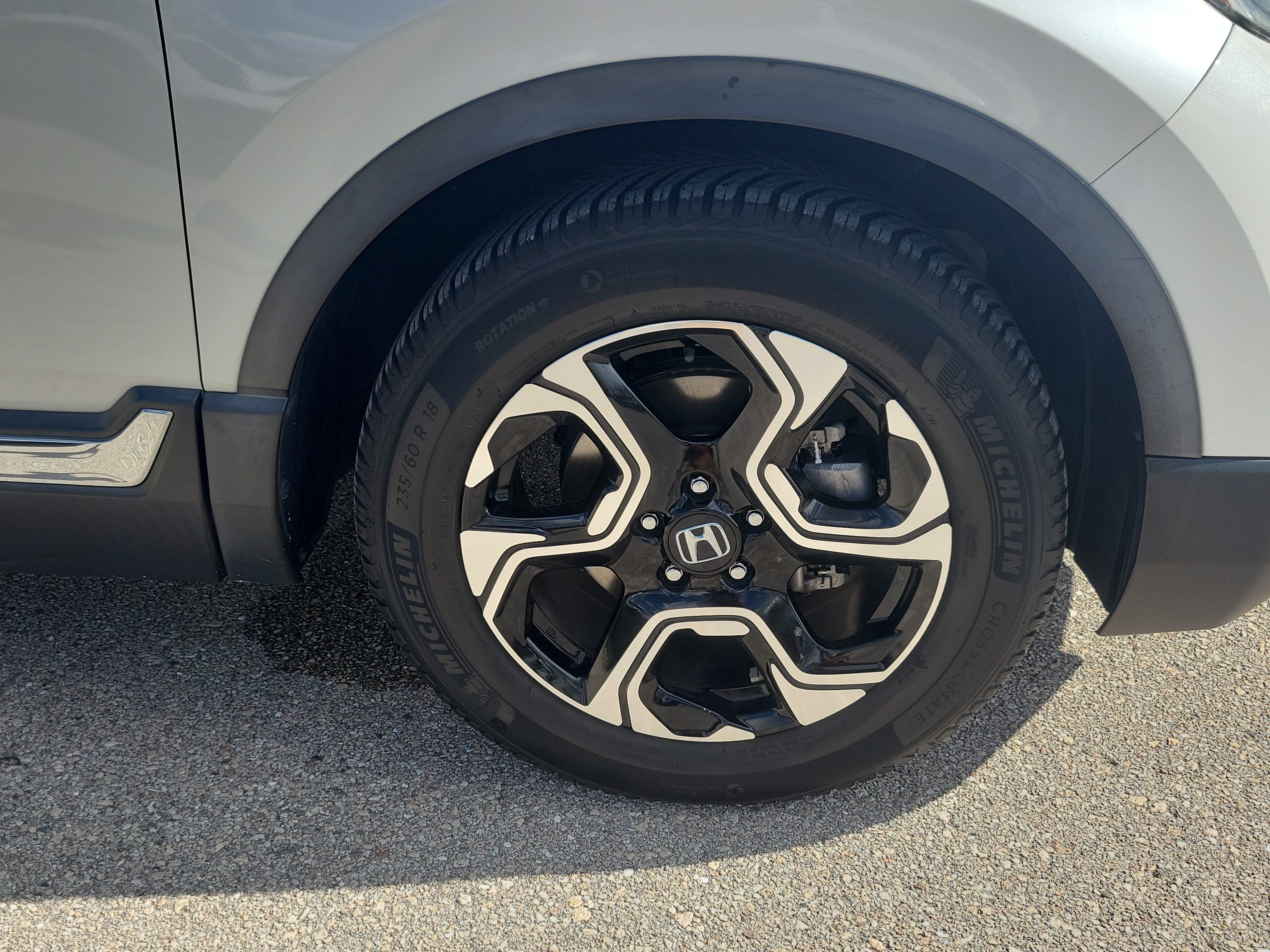 Used 2018 Honda CR-V Touring image 13