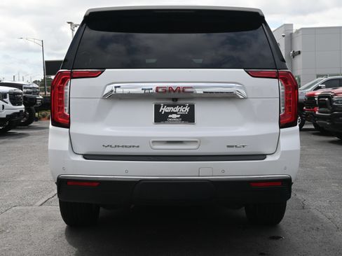 Used 2021 GMC Yukon XL SLT image 13