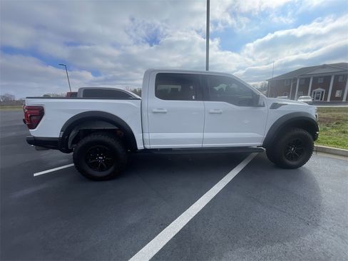 Used 2024 Ford F150 Raptor image 9