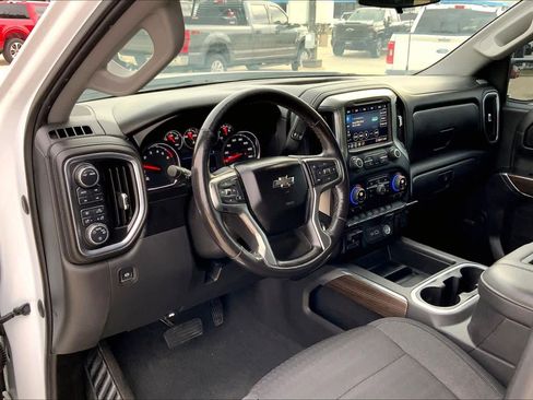 Used 2020 Chevrolet Silverado 1500 RST w/ Texas Edition AWD/4WD image 17