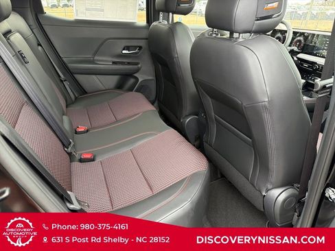 New 2026 Nissan Kicks SR w/ SR Premium Package FWD image 38