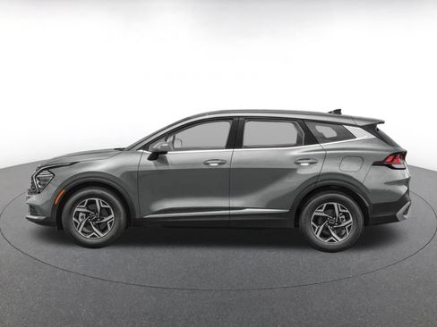 Used 2025 Kia Sportage LX FWD image 3