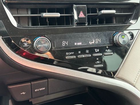 Used 2024 Toyota Camry LE image 10