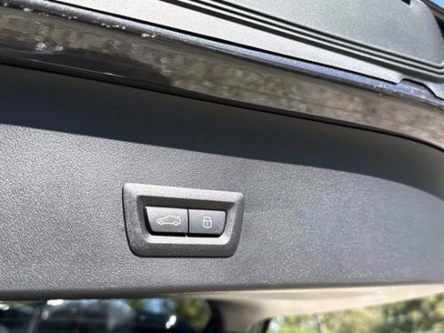 New 2026 BMW X3 xDrive30 w/ Premium Package image 12