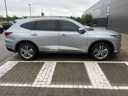 Used 2024 Acura MDX SH-AWD image 4