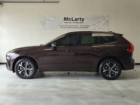 Certified 2026 Volvo XC60 B5 Core image 2