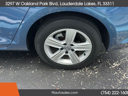 Used 2015 Volkswagen Golf TDI S FWD image 17