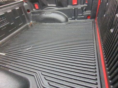 Used 2019 Ford F150 XLT w/ Equipment Group 302A Luxury image 5