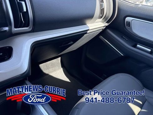 New 2026 Ford Expedition Active RWD image 24