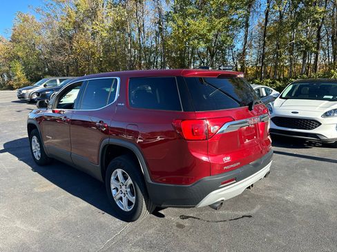Used 2018 GMC Acadia SLE image 6