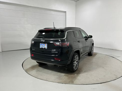 Used 2022 Jeep Compass Limited w/ Elite Group AWD/4WD image 36
