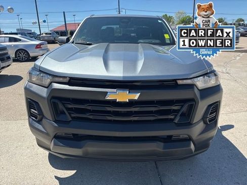 Used 2023 Chevrolet Colorado W/T RWD image 2