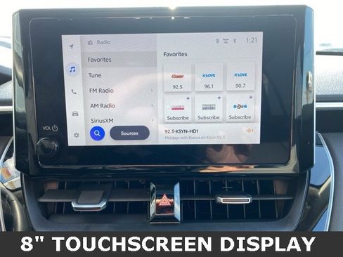 Used 2024 Toyota Corolla Cross XLE image 8