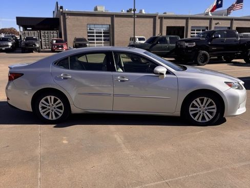 Used 2014 Lexus ES 350 image 9