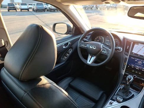 Used 2018 INFINITI Q50 Sport image 15