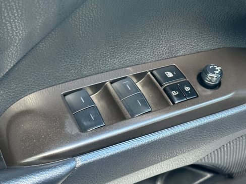 Used 2023 Toyota Camry SE image 13