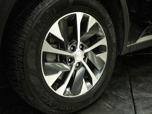 Used 2020 Hyundai Palisade SEL FWD image 3