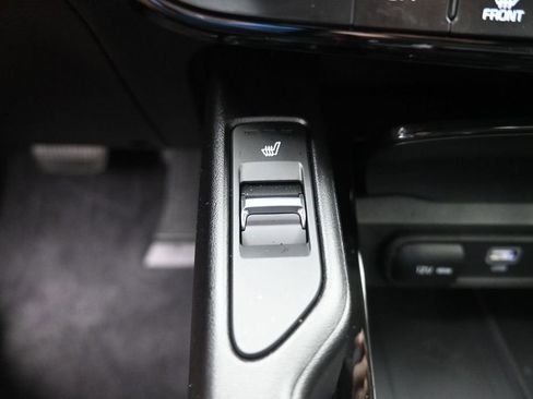 Used 2025 Kia Telluride S AWD/4WD image 14