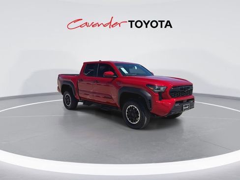 Certified 2026 Toyota Tacoma TRD Off-Road AWD/4WD image 2