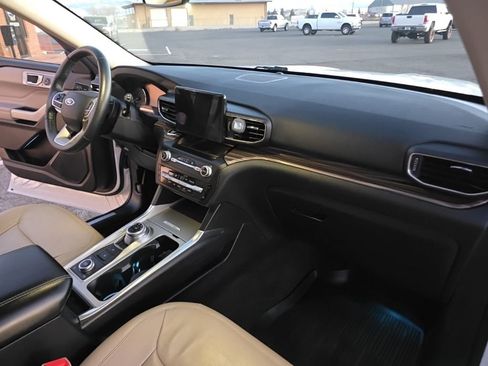 Used 2020 Ford Explorer Limited w/ Class III Trailer Tow Package image 35