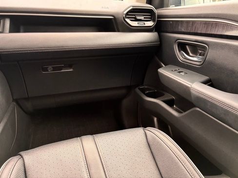 Used 2023 Honda Pilot Elite image 37