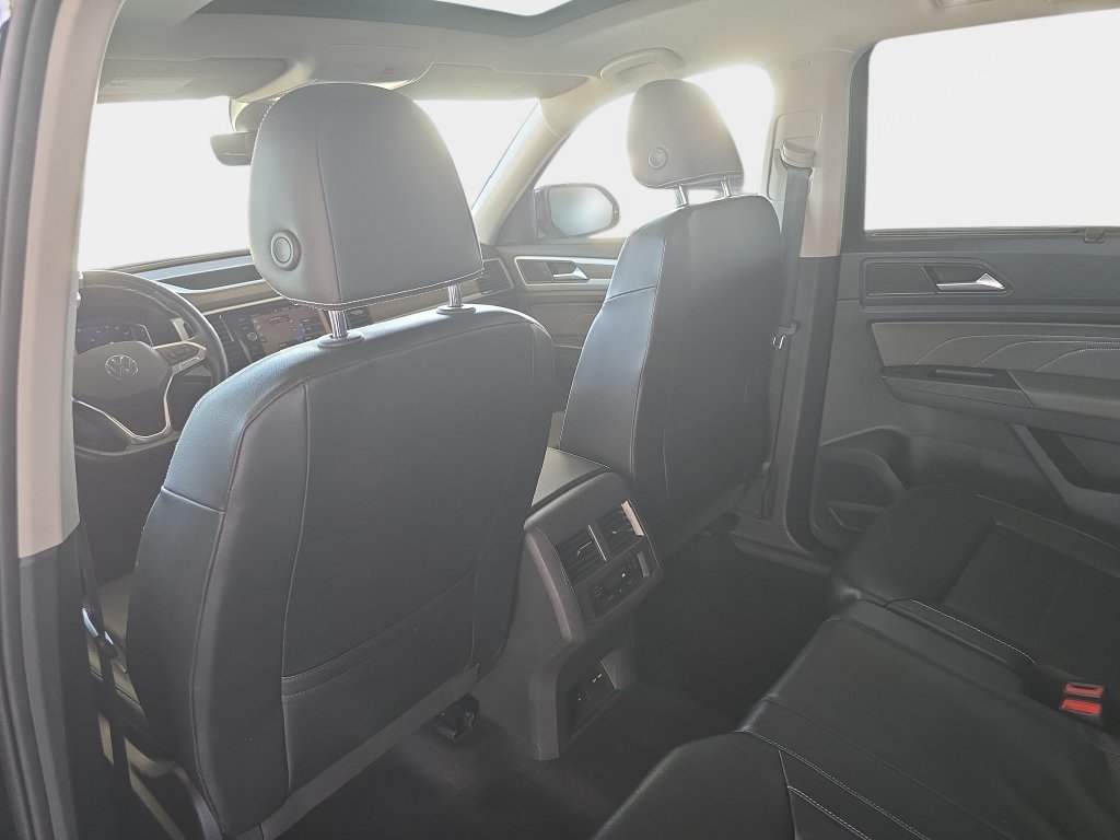 Used 2022 Volkswagen Atlas SEL AWD/4WD image 9