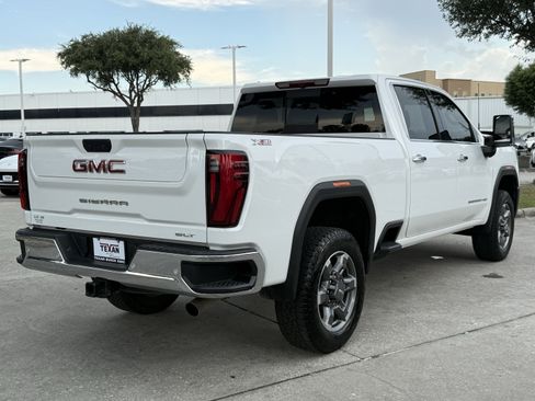 Used 2025 GMC Sierra 2500 SLT AWD/4WD image 5