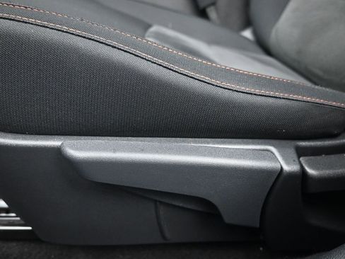 Used 2025 Nissan Sentra SR image 12