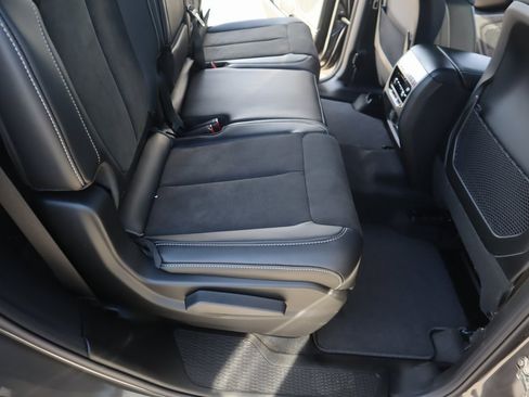 New 2025 Jeep Grand Cherokee L Altitude image 15