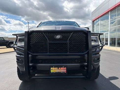 Used 2024 RAM 1500 Big Horn AWD/4WD image 2