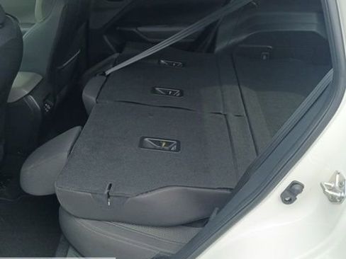 Certified 2024 Subaru Crosstrek 2.0i Premium image 39