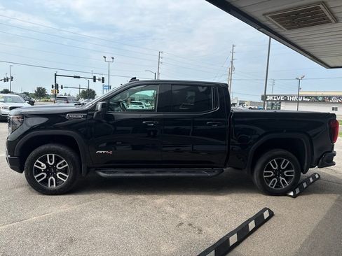 Certified 2024 GMC Sierra 1500 AT4 w/ AT4 Premium Package AWD/4WD image 3
