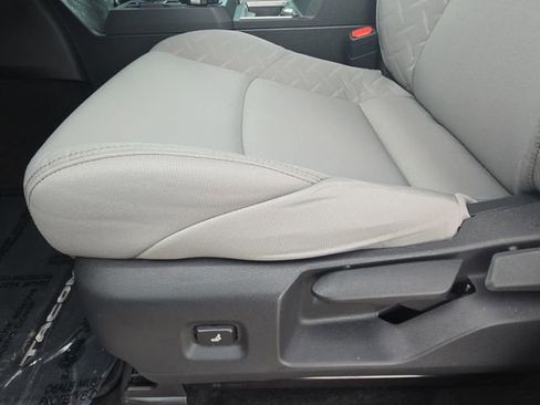 Used 2025 Toyota Tacoma SR5 image 28