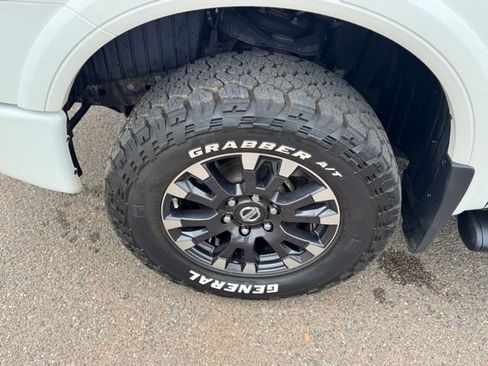 Used 2019 Nissan Titan PRO-4X w/ Pro-4x Utility Package AWD/4WD image 9