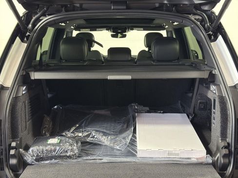 New 2026 Land Rover Range Rover Long Wheelbase SE image 29