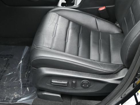 Used 2025 Honda CR-V EX-L image 13
