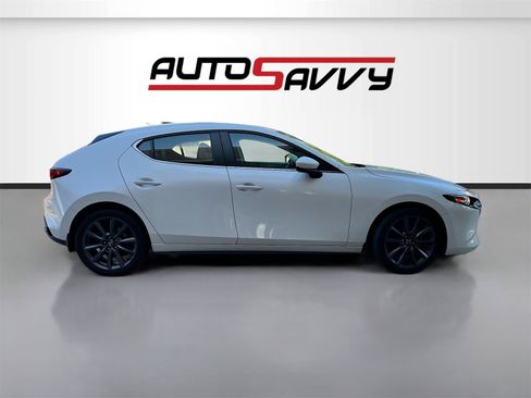 Used 2024 MAZDA MAZDA3 s image 8