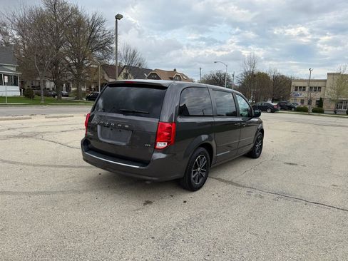 Used 2017 Dodge Grand Caravan GT w/ Safety Sphere Group image 7