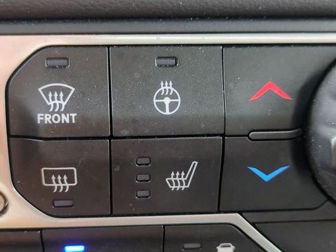 Used 2025 Jeep Wrangler Unlimited Sahara w/ Safety Group image 24