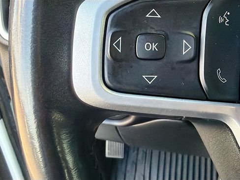 Used 2023 RAM 2500 Big Horn w/ Level 1 Equipment Group AWD/4WD image 39