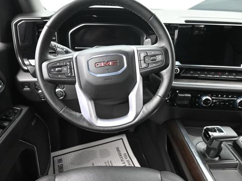 Used 2025 GMC Sierra 1500 SLT w/ SLT Premium Plus Package AWD/4WD image 14