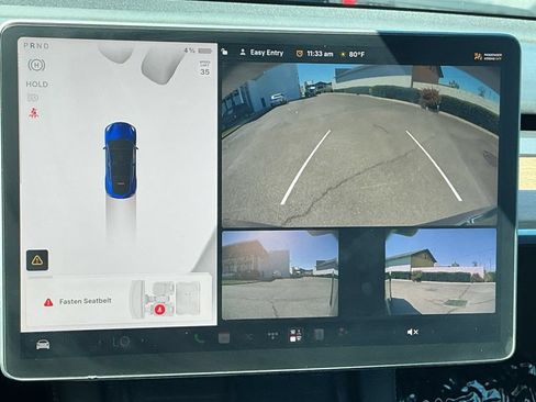 Used 2022 Tesla Model Y Long Range AWD/4WD image 27