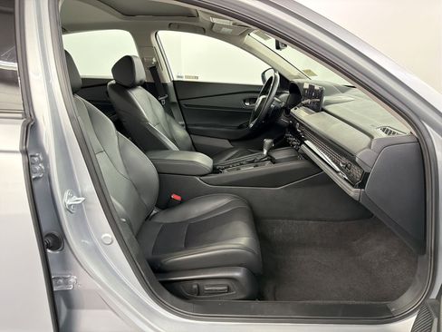 Certified 2024 Honda Accord Touring image 31