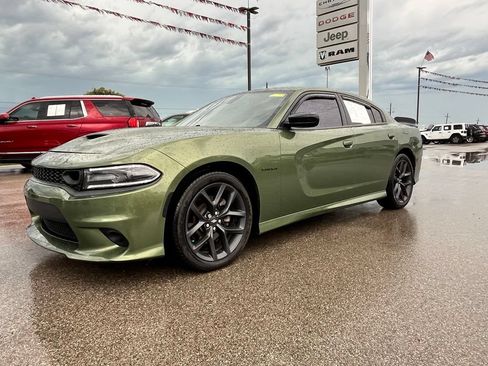 Used 2020 Dodge Charger R/T w/ Blacktop Package RWD image 5