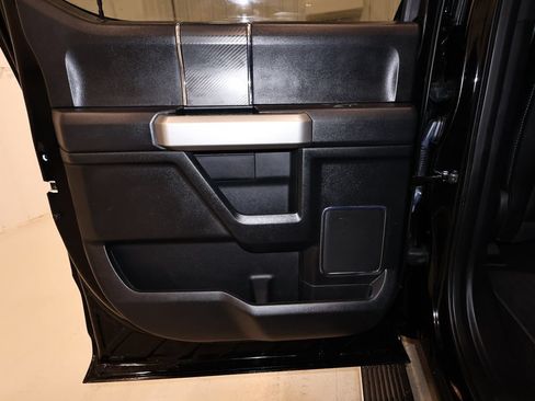 Certified 2018 Ford F150 Lariat w/ Equipment Group 502A Luxury AWD/4WD image 31