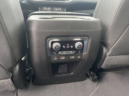 Used 2024 GMC Yukon XL AT4 w/ AT4 Premium Package image 25