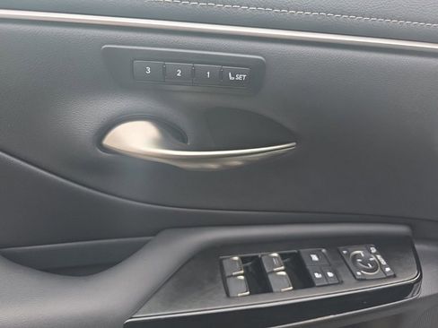 Used 2024 Lexus ES 350 w/ Premium Package image 24